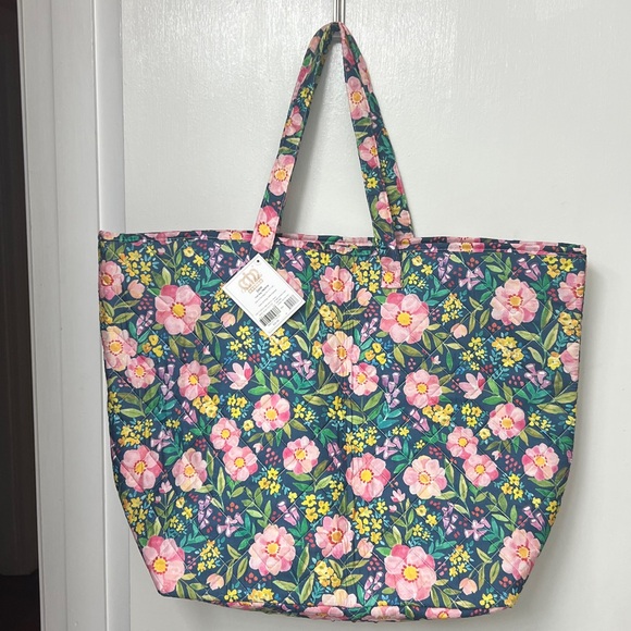 Virah Bella Handbags - Virah Bella, Jane Quilted Floral Tote Bag (16”x17”x8”) 100% Polyester NWT